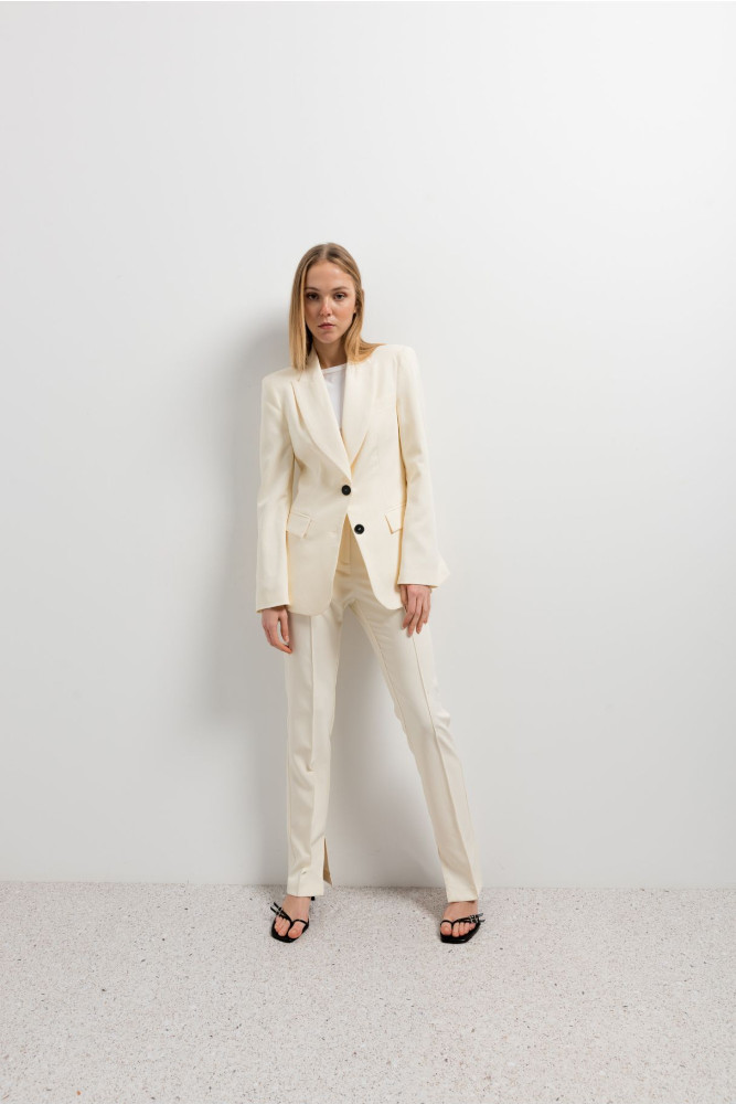 traje1