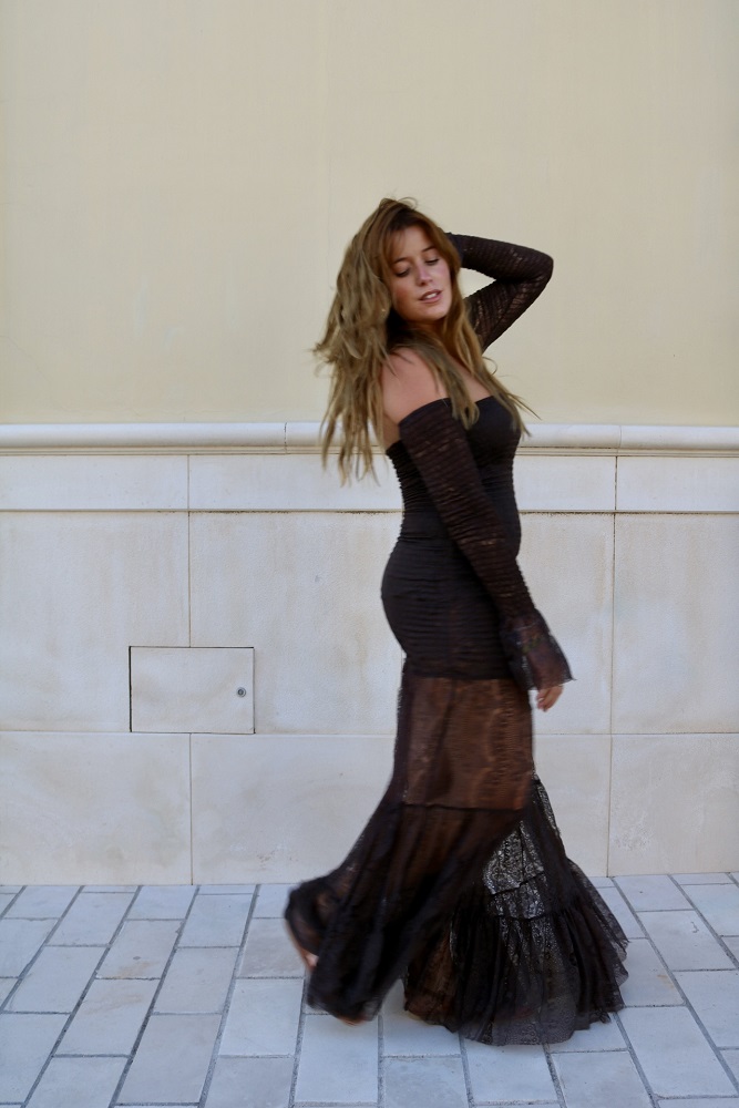 Vestidos Bellos Vestido Bajo Fruncido Con Encaje De Manga Farol